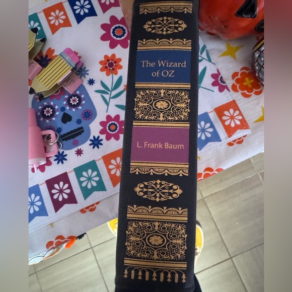 Wizard Of Oz book purse - Picture 2 of 3